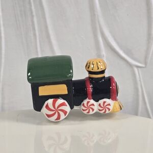 Nora Fleming Train Mini